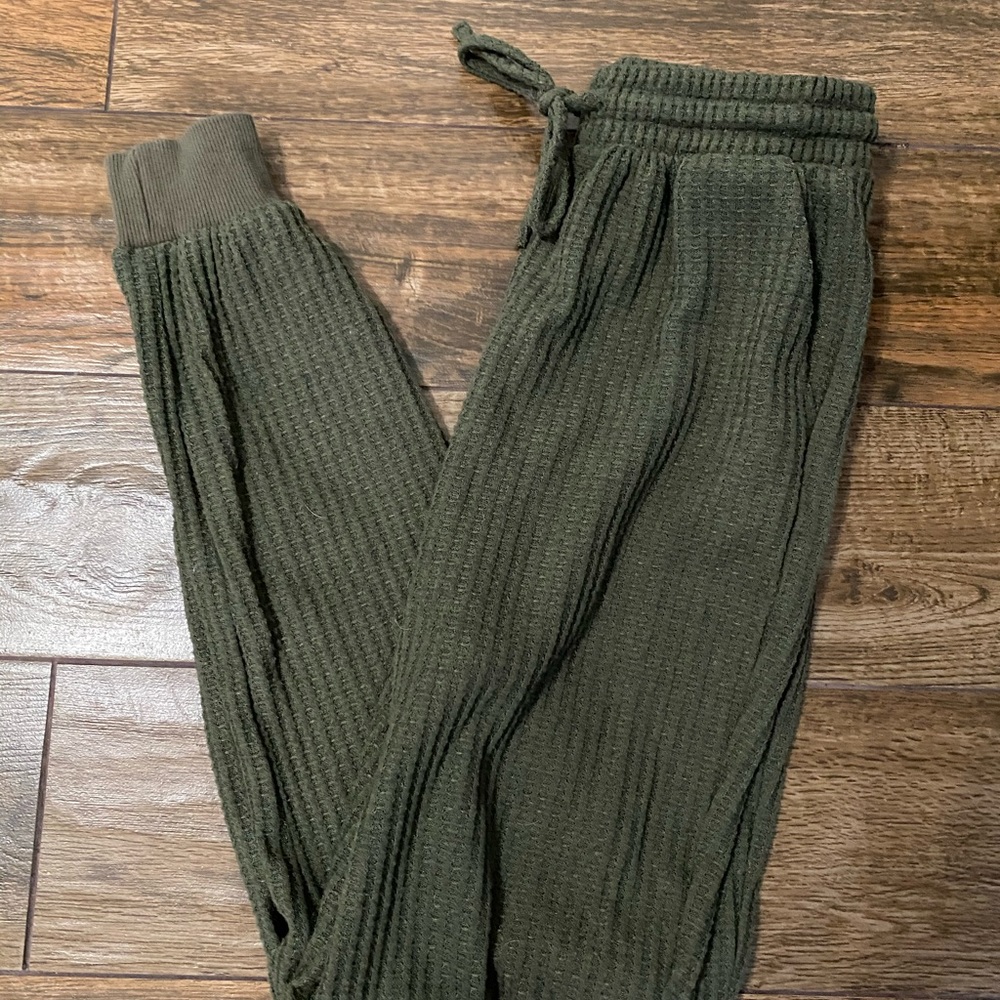 Full Tilt Green waffle pants